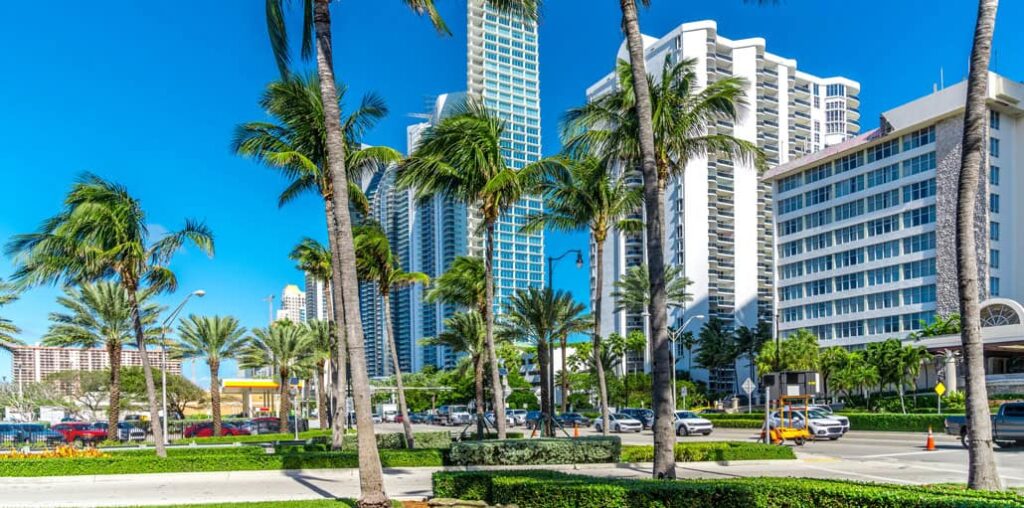 Commercial Roofing Systems in Florida 4 What-to-Know-Before-You-Buy-or-Replace-a-Commercial-Roofing-System-in-Florida